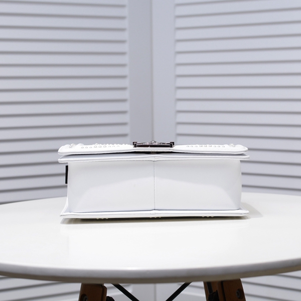 シャネルバッグ内部構造